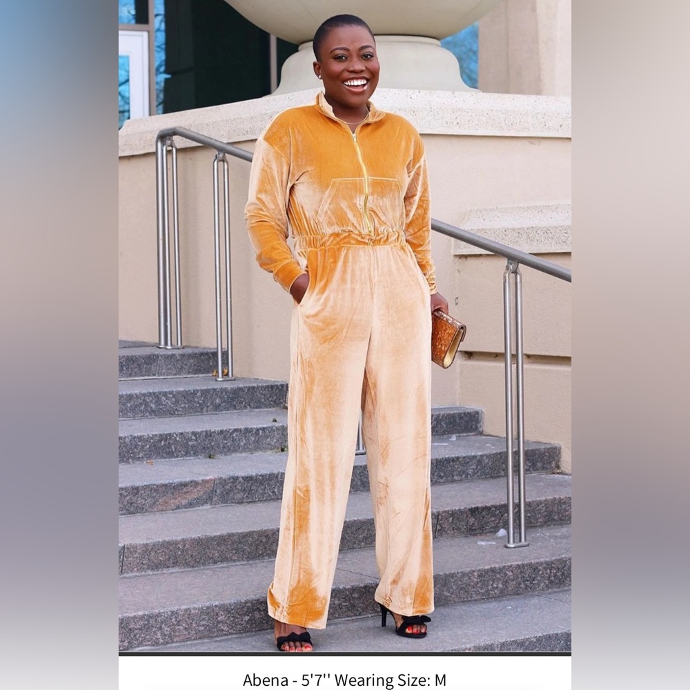 Fabletics Velour Zip-up Onesie Gold | light honey size Medium y2k